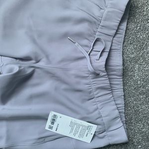 Lululemon On the Fly Jogger Woven